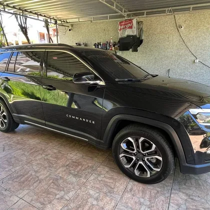 Jeep Commander, SUV da Bonifácio Transportes